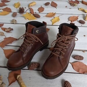 WOLVERINE MEN'S FORGE ULTRASPRING WATERPROOF BRN. WORK BOOTS 9.5M LIKE‎ NEW